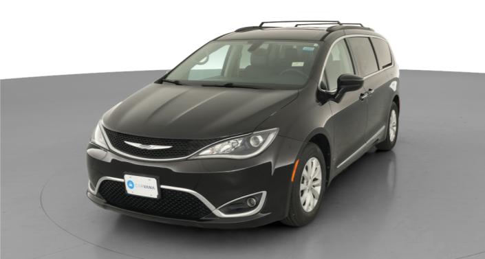 Thumbnail: 2017 Chrysler Pacifica - 1