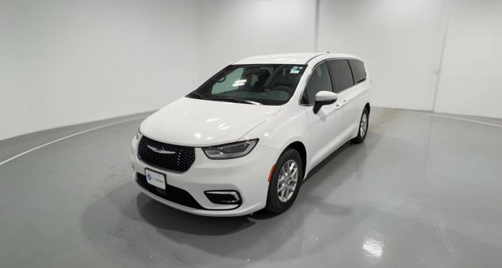 Thumbnail: 2023 Chrysler Pacifica - 1