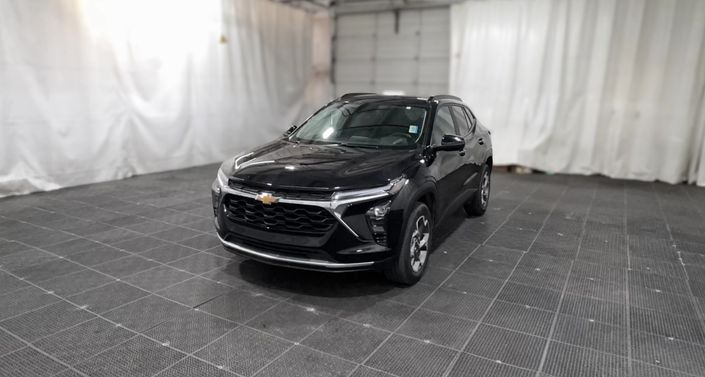 Thumbnail: 2025 Chevrolet Trax - 1