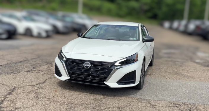 Thumbnail: 2025 Nissan Altima - 1