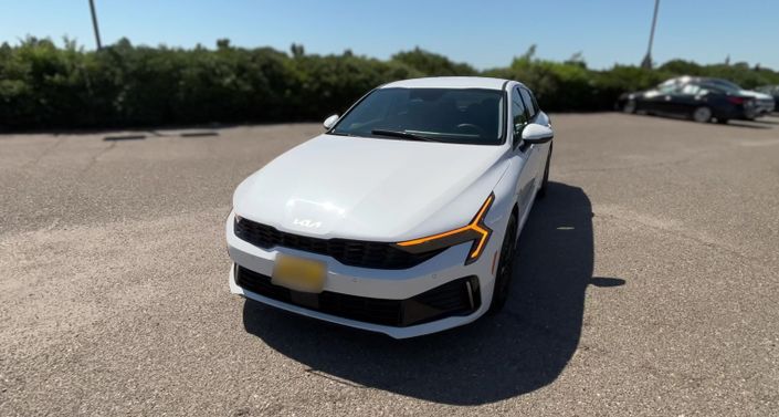 Thumbnail: 2025 Kia K5 - 1