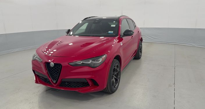 Thumbnail: 2024 Alfa Romeo Stelvio - 1