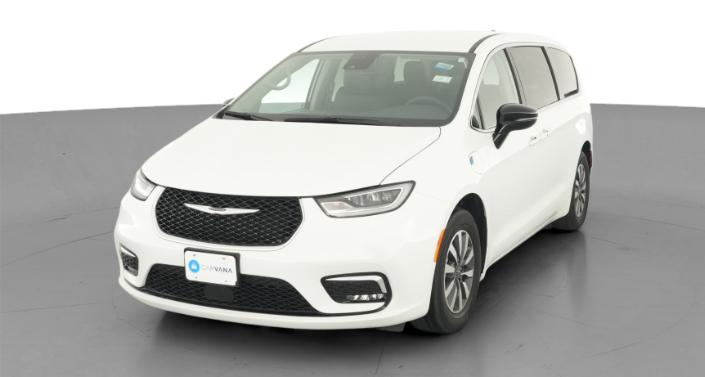 Thumbnail: 2024 Chrysler Pacifica - 1