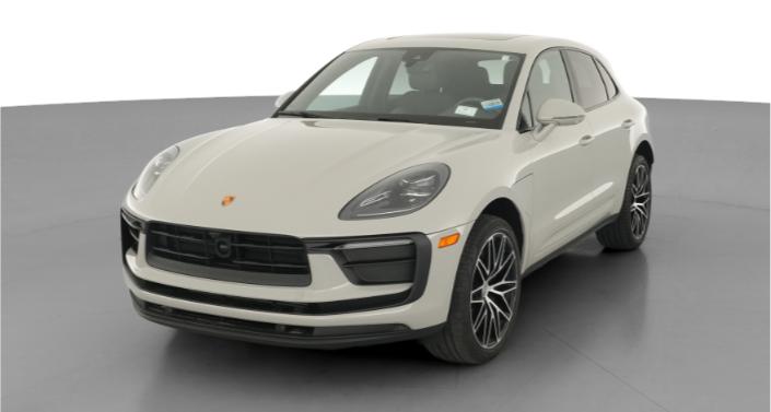 Thumbnail: 2022 Porsche Macan - 1