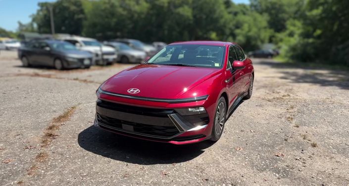 Thumbnail: 2025 Hyundai Sonata - 1