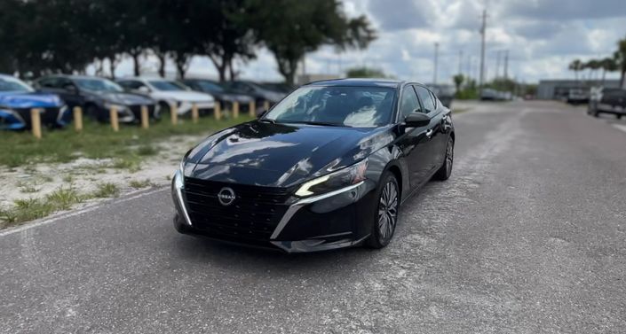 Thumbnail: 2025 Nissan Altima - 1