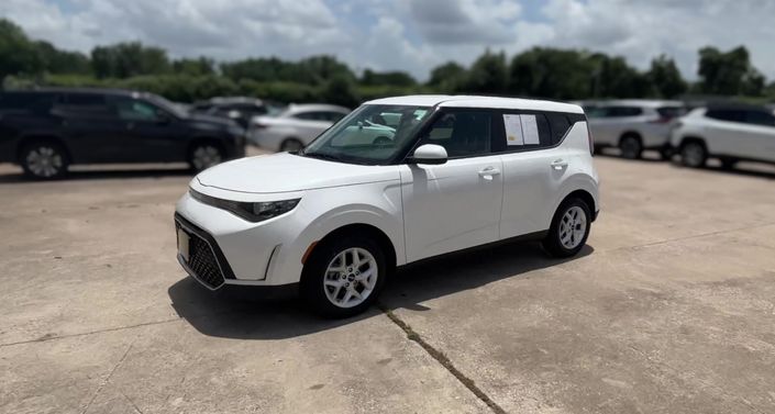 2025 Kia Soul LX -
                  Houston, TX