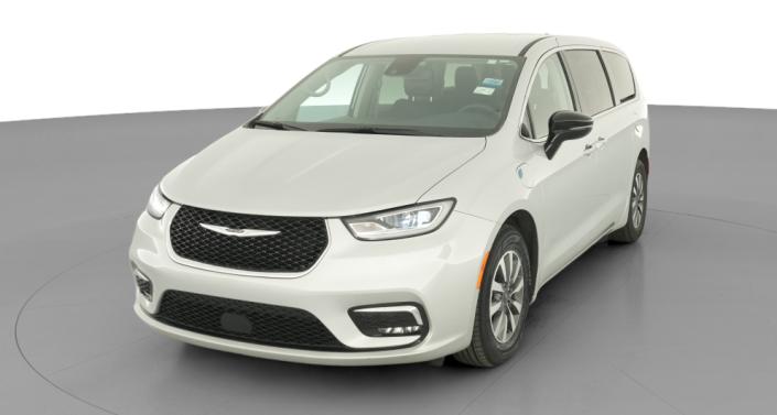 Thumbnail: 2024 Chrysler Pacifica - 1