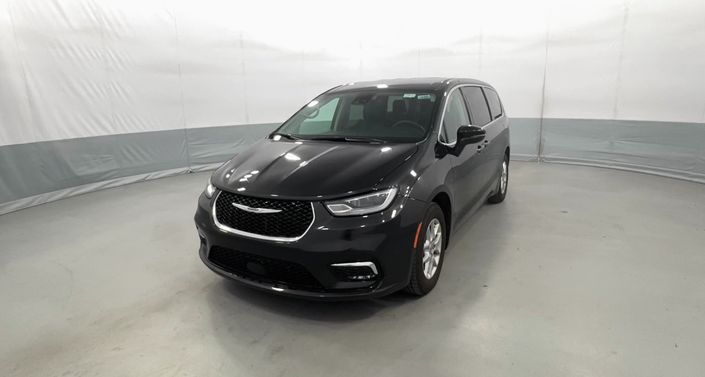 Thumbnail: 2023 Chrysler Pacifica - 1