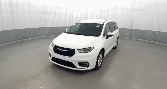 Thumbnail: 2023 Chrysler Pacifica - 1