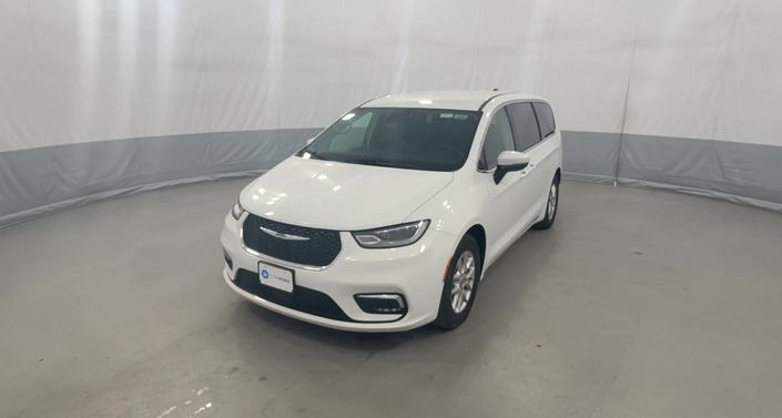 Thumbnail: 2023 Chrysler Pacifica - 1