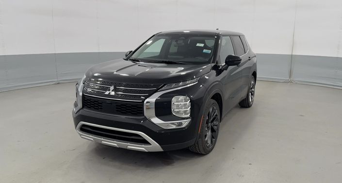 Thumbnail: 2024 Mitsubishi Outlander - 1