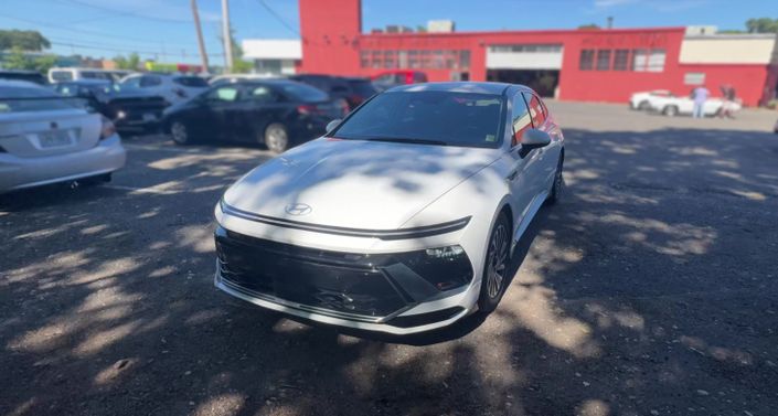 Thumbnail: 2025 Hyundai Sonata - 1