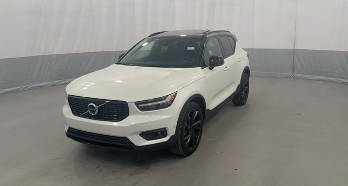 Thumbnail: 2022 Volvo XC40 - 1