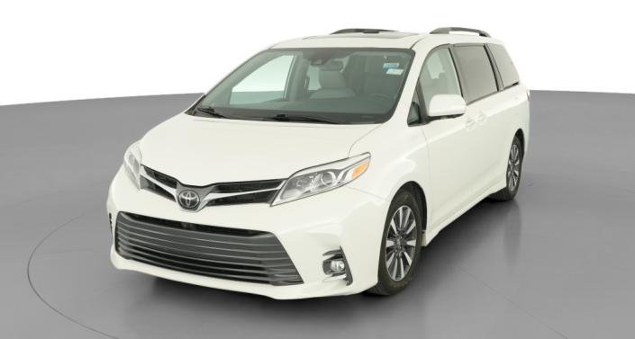 Thumbnail: 2019 Toyota Sienna - 1