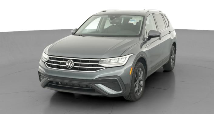 Thumbnail: 2022 Volkswagen Tiguan - 1