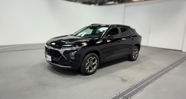 Thumbnail: 2025 Chevrolet Trax - 1