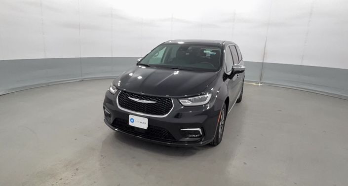 Thumbnail: 2023 Chrysler Pacifica - 1