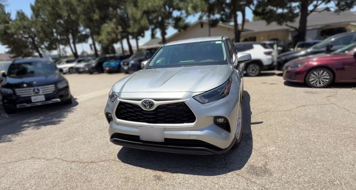 Thumbnail: 2025 Toyota Highlander - 1