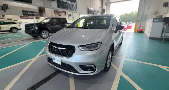 Thumbnail: 2024 Chrysler Pacifica - 1