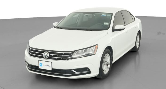 Thumbnail: 2018 Volkswagen Passat - 1