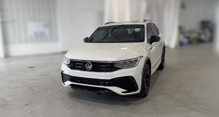 Thumbnail: 2023 Volkswagen Tiguan - 1