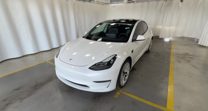 Thumbnail: 2021 Tesla Model 3 - 1