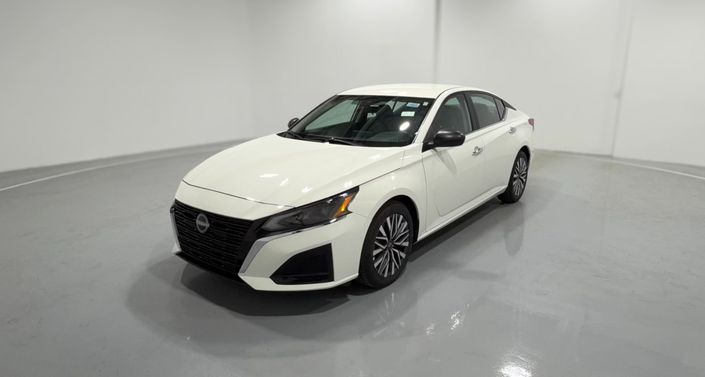 Thumbnail: 2025 Nissan Altima - 1