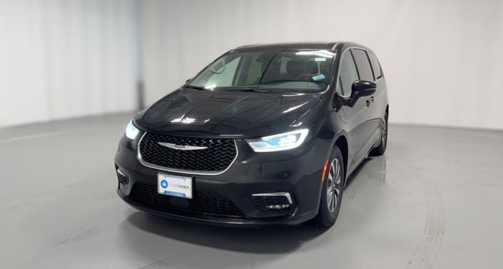 Thumbnail: 2023 Chrysler Pacifica - 1