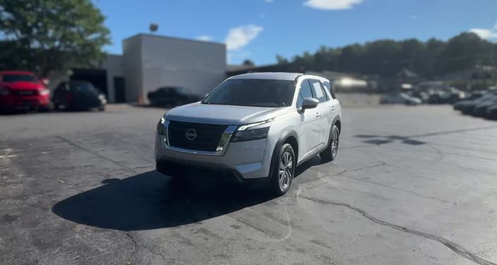 Thumbnail: 2025 Nissan Pathfinder - 1