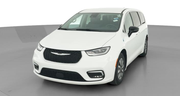 Thumbnail: 2024 Chrysler Pacifica - 1