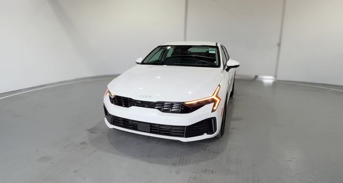 Thumbnail: 2026 Kia K5 - 1
