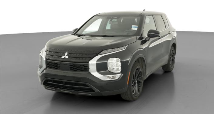 Thumbnail: 2022 Mitsubishi Outlander - 1