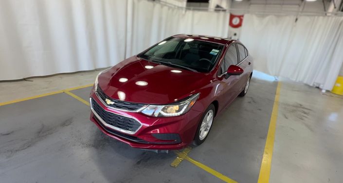 Thumbnail: 2018 Chevrolet Cruze - 1