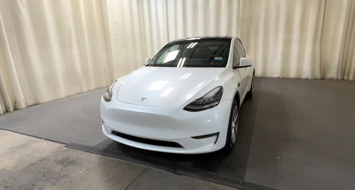 Thumbnail: 2023 Tesla Model Y - 1