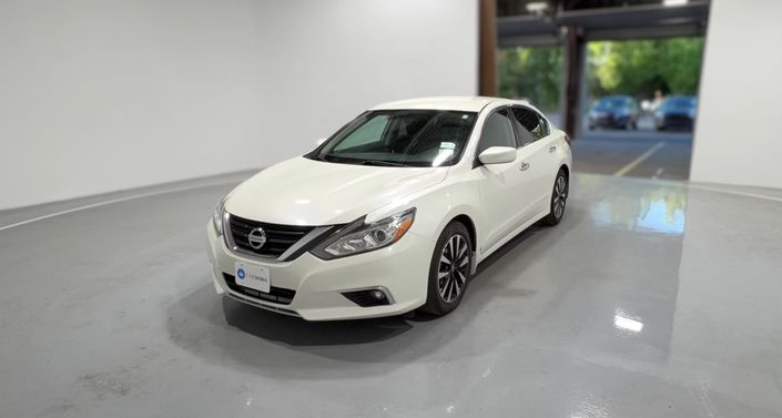 Thumbnail: 2017 Nissan Altima - 1