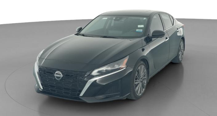 Thumbnail: 2023 Nissan Altima - 1