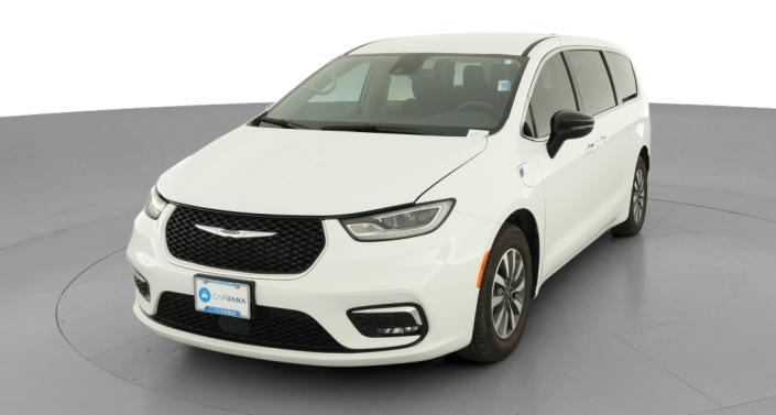Thumbnail: 2024 Chrysler Pacifica - 1