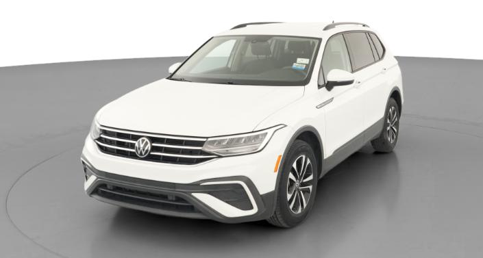 Thumbnail: 2023 Volkswagen Tiguan - 1