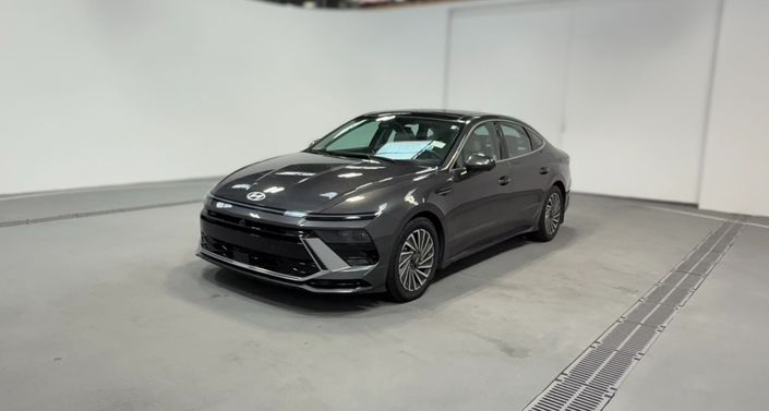 Thumbnail: 2024 Hyundai Sonata - 1