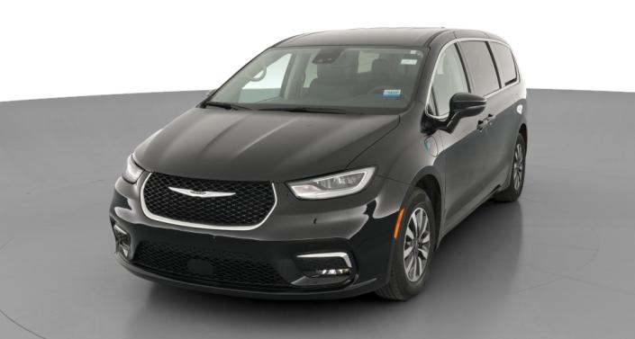 Thumbnail: 2024 Chrysler Pacifica - 1