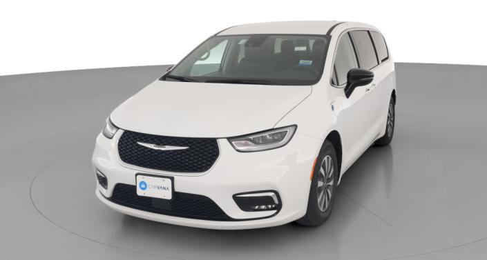 Thumbnail: 2024 Chrysler Pacifica - 1