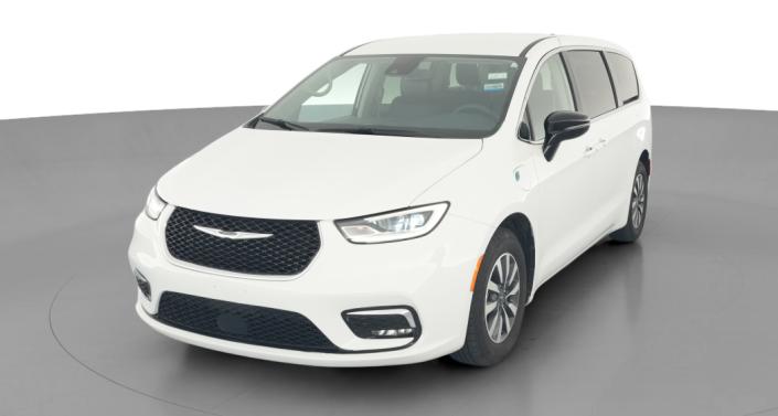 Thumbnail: 2024 Chrysler Pacifica - 1