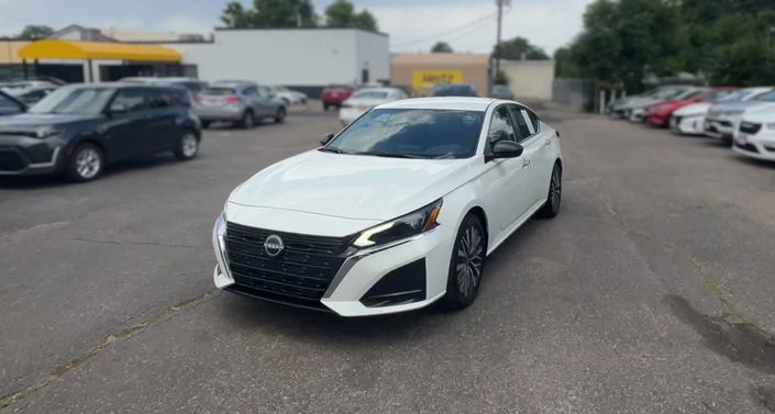 Thumbnail: 2025 Nissan Altima - 1