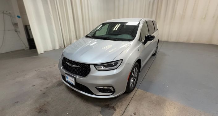Thumbnail: 2024 Chrysler Pacifica - 1