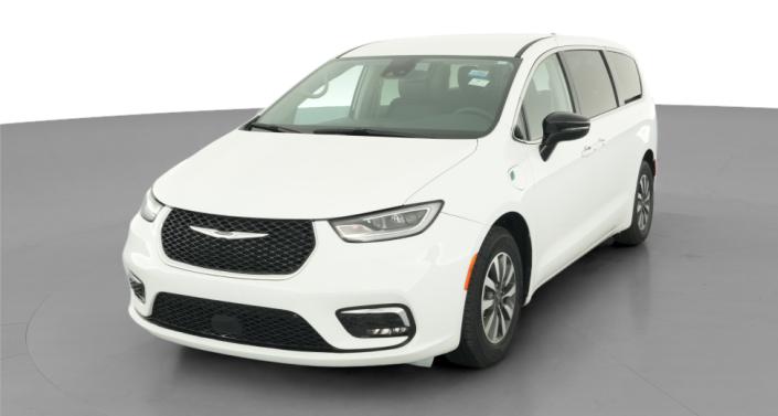 Thumbnail: 2024 Chrysler Pacifica - 1