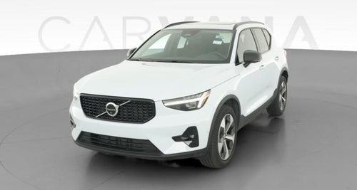 2026 Volvo XC40