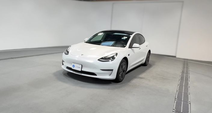 Thumbnail: 2021 Tesla Model 3 - 1