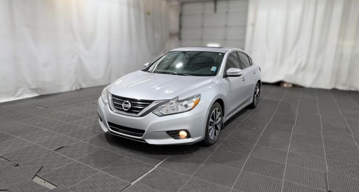 Thumbnail: 2016 Nissan Altima - 1