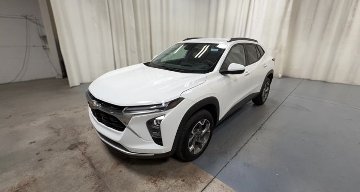 Thumbnail: 2025 Chevrolet Trax - 1
